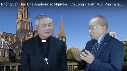 Đức Cha Anphongsô Nguyễn Hữu Long trả lời phỏng vấn của VietCatholic News